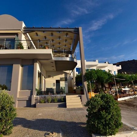 Gonis Grand Luxury Suite Палеохора Екстер'єр фото